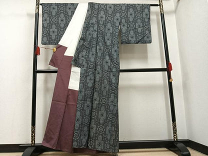 平和屋着物●本場大島紬　割込み絣　花尽くし　正絹　逸品　AABH4123ph