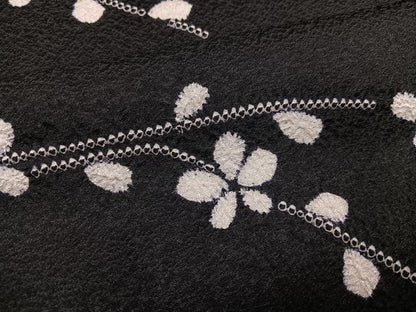 平和屋着物●訪問着　絞り　枝花文　黒地　正絹　逸品　AABH4198ph