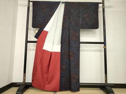平和屋着物●本場結城紬　重要無形文化財　80亀甲　流水花文　正絹　逸品　未使用　AABH4245ck
