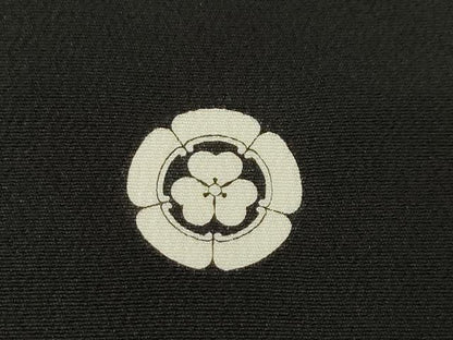 平和屋着物●京友禅の第一人者　松井青々　黒留袖　駒刺繍　箔散らし文様　金彩　正絹　逸品　AABH4248ck