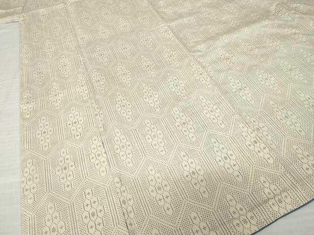 平和屋着物●本場大島紬　白大島　一元絣　亀甲文　正絹　逸品　AABH4270ck
