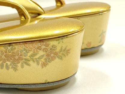 平和屋着物●和装小物　和装草履　伊と忠　花柄　金彩　共箱付き　逸品　AABH4288ay