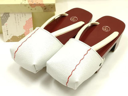 平和屋着物●和装小物　下駄　伊と忠　雨カバー付き　防寒　逸品　AABH4290ay