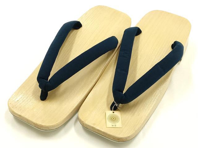 平和屋着物●男性　和装小物　下駄　伊と忠　鼻緒:紺　逸品　未使用　AABH4392ay
