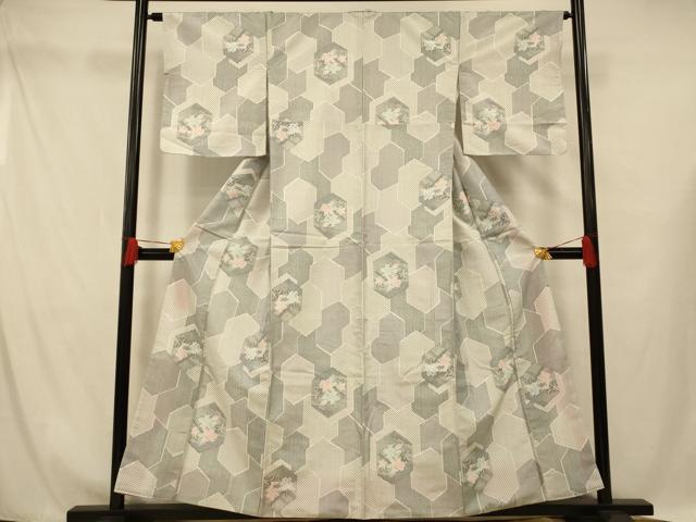 平和屋着物■本場染大島紬　亀甲舞花文　正絹　逸品　AABH4445fw