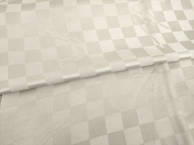 平和屋着物●世界的人形師　辻村寿三郎　ジュサブロー　長襦袢　袷　市松兎地紋　枯野色　広衿仕立て　正絹　逸品　AABH4586ck