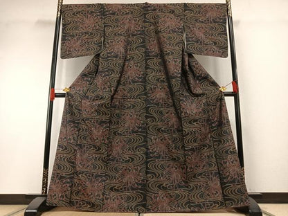 平和屋着物●本場大島紬　流水花文　黒地　正絹　逸品　未使用　AABH4656fy