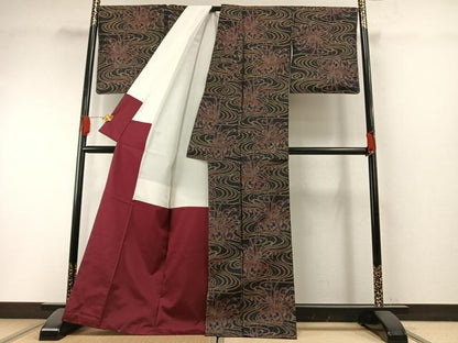 平和屋着物●本場大島紬　流水花文　黒地　正絹　逸品　未使用　AABH4656fy
