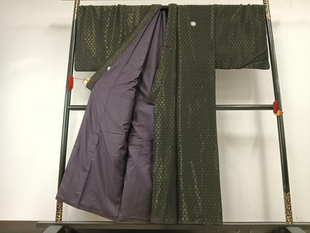 平和屋着物●男性　黒紋付　羽織セット　亀甲文　キングサイズ　正絹　逸品　AABH4703fy