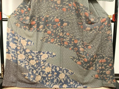 平和屋着物●訪問着　型染め　草花文　鬼しぼ縮緬　正絹　逸品　AABH4709fy