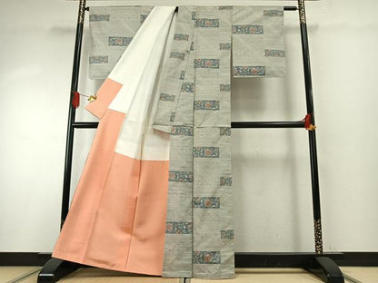 平和屋着物●本場大島紬　白大島　一元7マルキ　総絣　横段花文　正絹　逸品　AABH4711fy