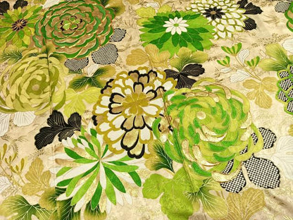 平和屋着物●豪華振袖　駒刺繍　草花文　金彩　正絹　逸品　AABH4744fy