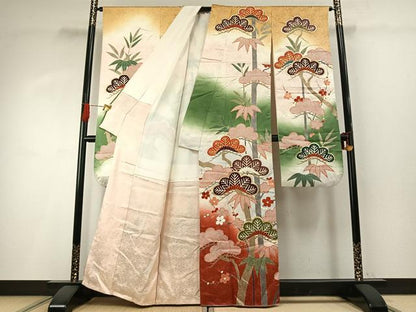 平和屋着物●豪華振袖　駒刺繍　松竹梅　暈し染め　金彩　正絹　逸品　AABH4820fy