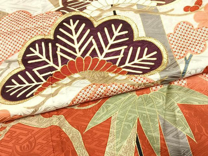 平和屋着物●豪華振袖　駒刺繍　松竹梅　暈し染め　金彩　正絹　逸品　AABH4820fy