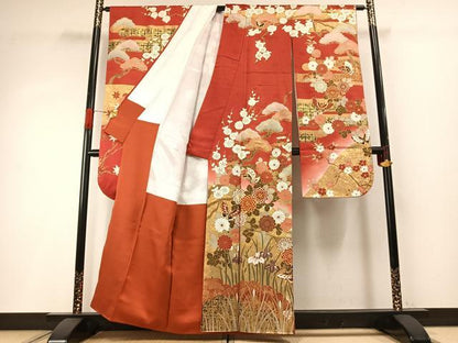 平和屋着物●豪華振袖　駒刺繍　花蝶文　暈し染め　金彩　正絹　逸品　AABH4843fy