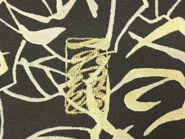 平和屋着物●中村玉緒　本場大島紬　染大島　薔薇尽くし　黒地　ロング丈　正絹　逸品　AABH4870fy