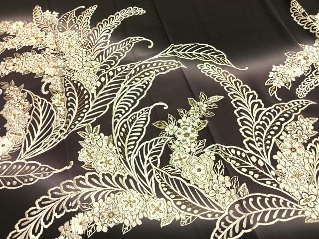 平和屋着物●訪問着　手刺繍　草花文　暈し染め　黒地　金糸　正絹　逸品　AABH4887fy