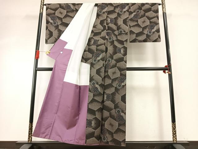 平和屋着物●本場大島紬　カタス7マルキ　泥染め　源氏車　カネトク謹製　証紙付き　正絹　逸品　AABH4916fy