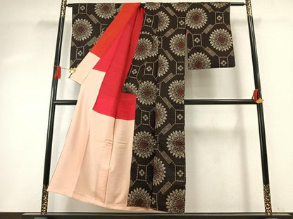 平和屋着物●アンティーク　大正ロマン　大島紬　蜀江花文　正絹　逸品　AABH5079fy
