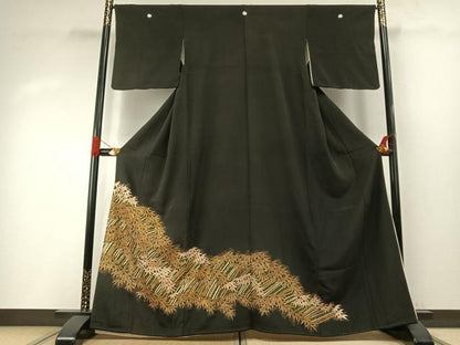 平和屋着物●豪華黒留袖　駒刺繍　笹竹文　金彩　正絹　逸品　AABH5100fy