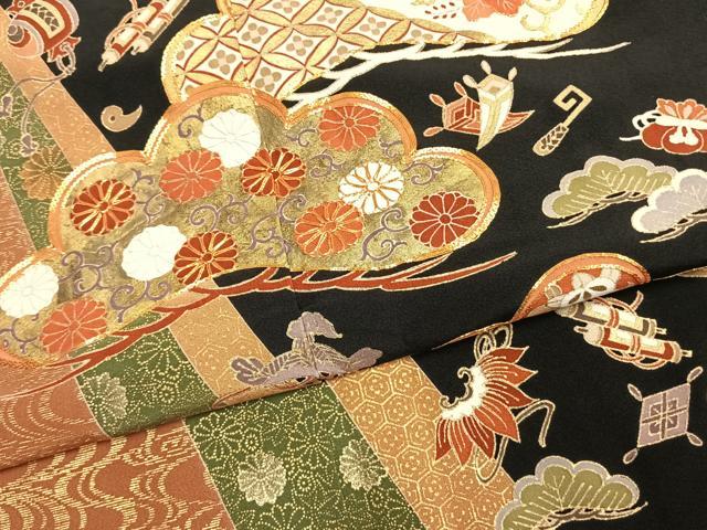 平和屋着物●創業460年・千總　黒留袖　駒刺繍　鶴　宝尽くし松文　金彩　正絹　逸品　AABH5105fy