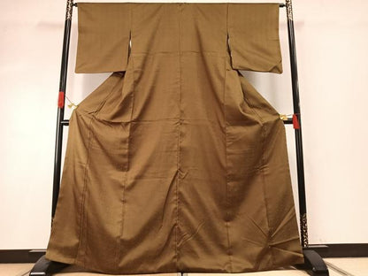 平和屋着物●上質な色無地　花唐草地紋　鶯色　ゑり善扱い　正絹　逸品　AABH5158fy