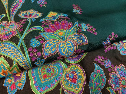 平和屋着物●豪華振袖　駒刺繍　草花文　正絹　逸品　AABH5248ph