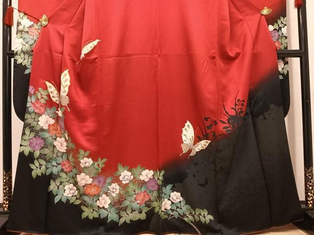 平和屋着物●豪華振袖　駒刺繍　花蝶文　暈し染め　金銀彩　正絹　逸品　AABH5279ph