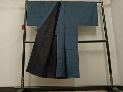 平和屋着物●男性　本場大島紬　アンサンブル　さつま染織　亀甲絣　証紙付き　正絹　逸品　未使用　AABH5326ph