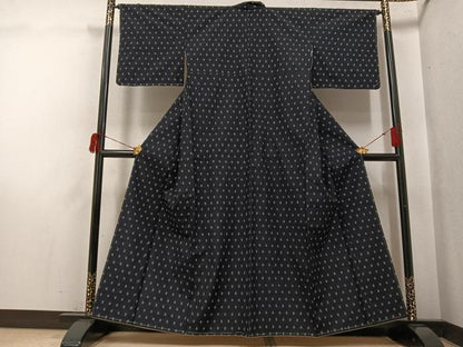 平和屋着物●上質な紬　井桁絣　濃紺地　正絹　逸品　未使用　AABH5327ph