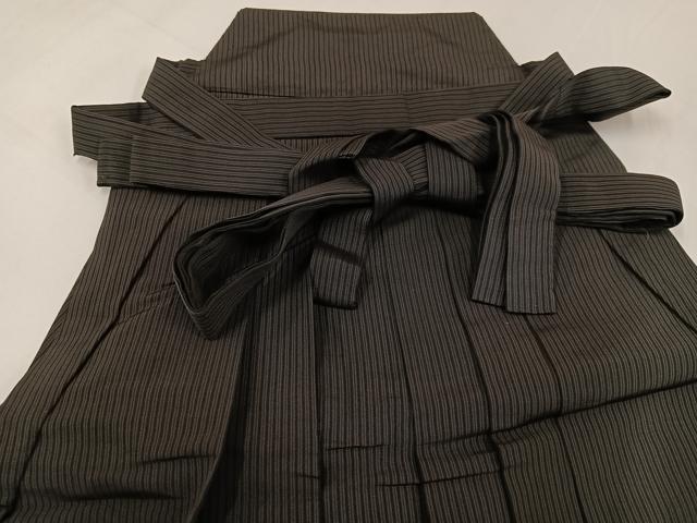 平和屋着物●男性　馬乗り袴　縞　正絹　逸品　AABH5354ph