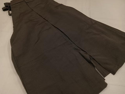 平和屋着物●男性　馬乗り袴　縞　正絹　逸品　AABH5354ph