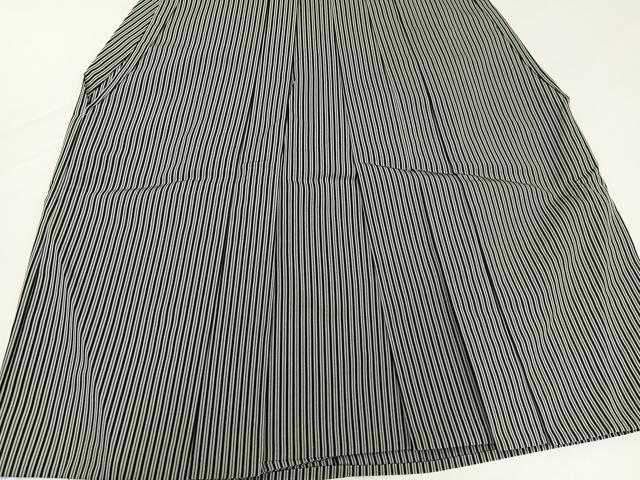 平和屋着物●男性　馬乗り袴　縞　正絹　逸品　AABH5367ph