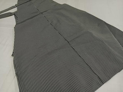 平和屋着物●男性　馬乗り袴　縞　正絹　逸品　AABH5367ph