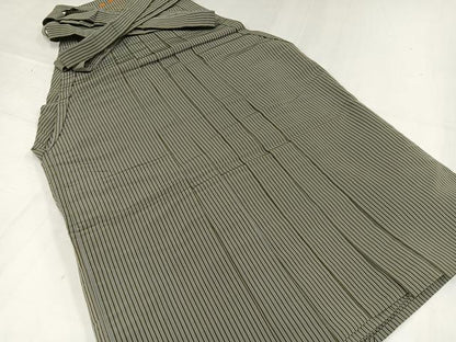 平和屋着物●男性　行灯袴　縞　正絹　逸品　AABH5368ph