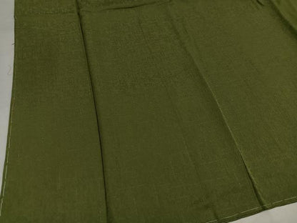 平和屋着物●上質な色無地　紋意匠　草色　さが美扱い　正絹　逸品　未使用　AABH5376ph