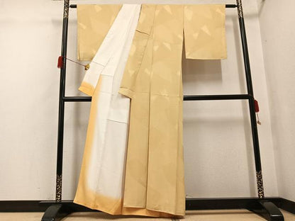 平和屋着物●上質な色無地　幾何学地紋　蜂蜜色　正絹　逸品　AABH5384ph