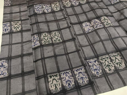 平和屋着物●上質な小紋　紬地　ろうけつ染め　格子　正絹　逸品　AABH5393ph