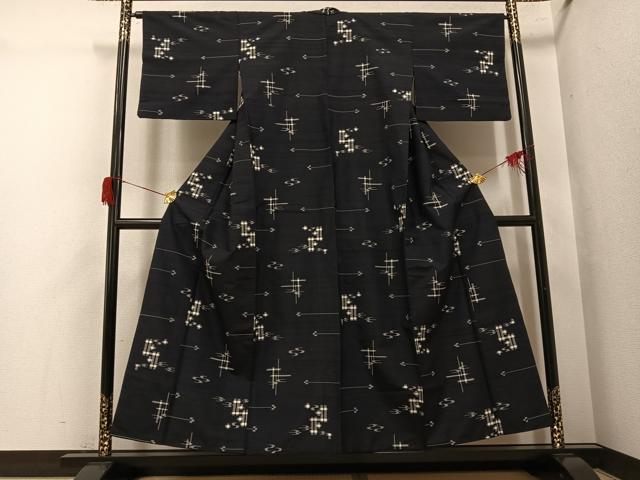 平和屋着物●上質な紬　琉球絣　正絹　逸品　AABH5398ph 平和屋着物○上質な紬 琉球絣 正絹 逸品 AABH5398ph