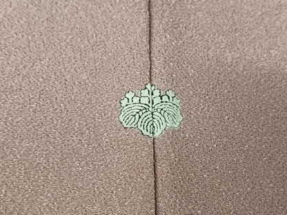 平和屋着物▽色無地　単衣　梅鼠色　鬼しぼ縮緬　洗える着物　AABH5688jh