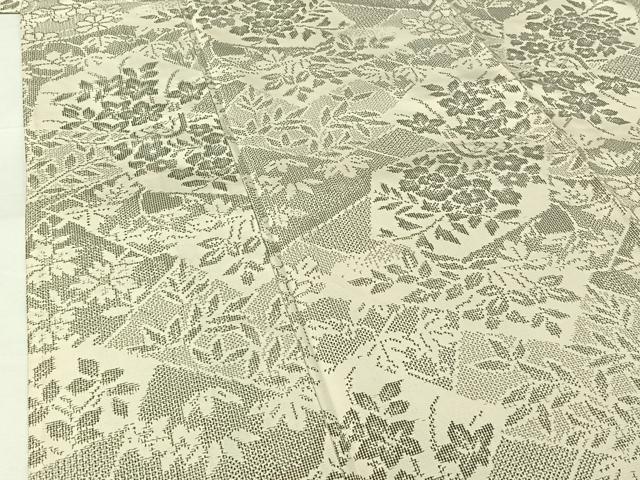 平和屋着物▽本場大島紬　白大島　単衣　切嵌花文　正絹　逸品　AABH5751jh 平和屋着物○本場大島紬 白大島 9マルキ 流水草花文 正絹 逸品 未使用