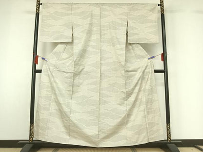 平和屋着物▽本場大島紬　白大島　単衣　120亀甲　雲取り文　正絹　逸品　AABH5759jh