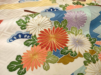 平和屋着物●豪華振袖　友禅　駒刺繍　御所車花文　金彩　京王百貨店扱い　正絹　逸品　AABH5765ck