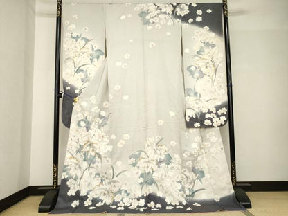 平和屋着物●豪華振袖　駒刺繍　草花文　金彩　ロング丈　正絹　逸品　AABH5775ck