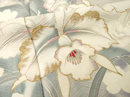 平和屋着物●豪華振袖　駒刺繍　草花文　金彩　ロング丈　正絹　逸品　AABH5775ck