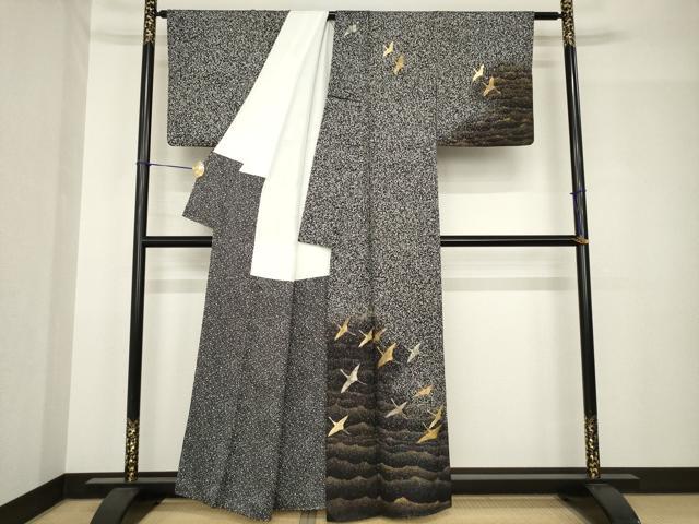 平和屋着物●訪問着　作家物　桂吾　飛鶴文　暈し染め　黒地　金彩　正絹　逸品　AABH5798ck