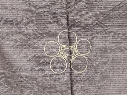 平和屋着物●お召　紗綾形地紋　葡萄鼠色　正絹　逸品　AABH5809ck