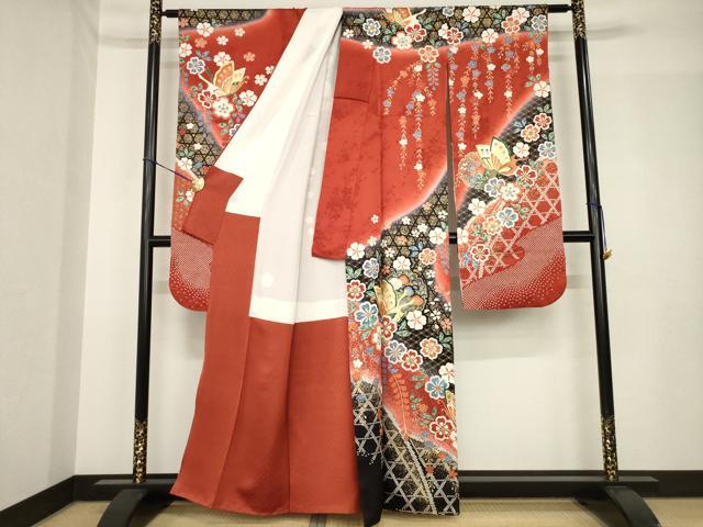 平和屋着物●豪華振袖　駒刺繍　花蝶文　金彩　正絹　逸品　AABH5823ck