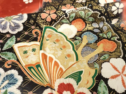平和屋着物●豪華振袖　駒刺繍　花蝶文　金彩　正絹　逸品　AABH5823ck
