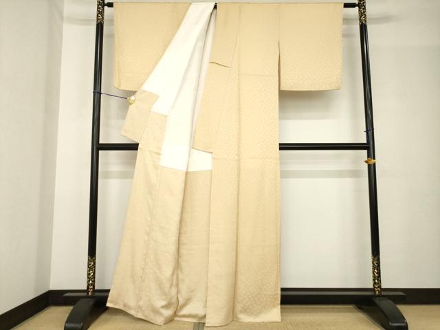 平和屋着物●上質な色無地　作家物　芳岳　枝梅地紋　薄香色　正絹　逸品　AABH5863ck